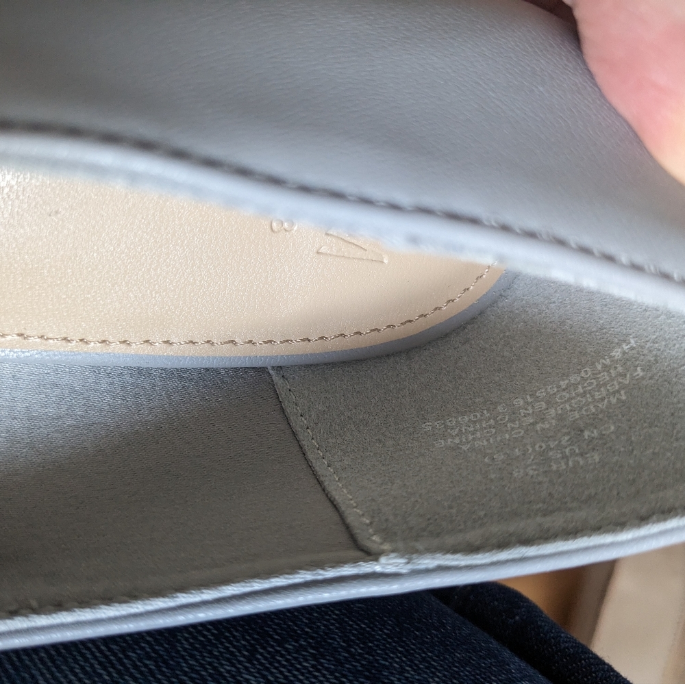 Pointed pumps - Picture 5 of 11